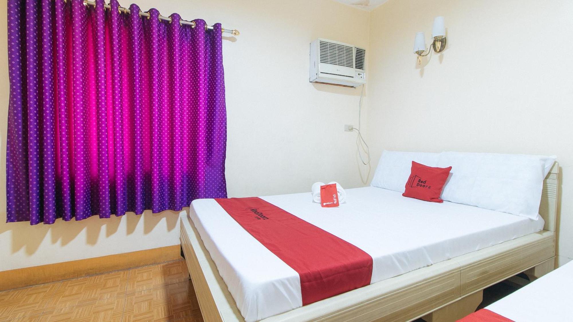 Reddoorz @ Golden Victory Hotel Mabalacat Pampanga Esterno foto
