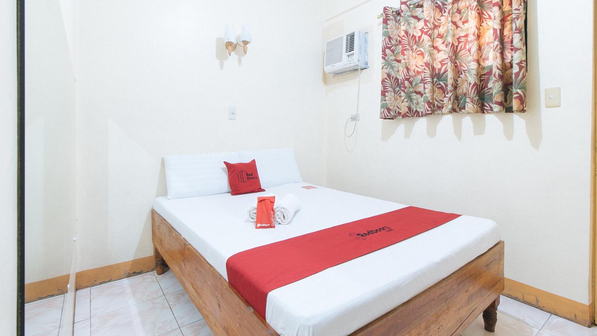Reddoorz @ Golden Victory Hotel Mabalacat Pampanga Esterno foto